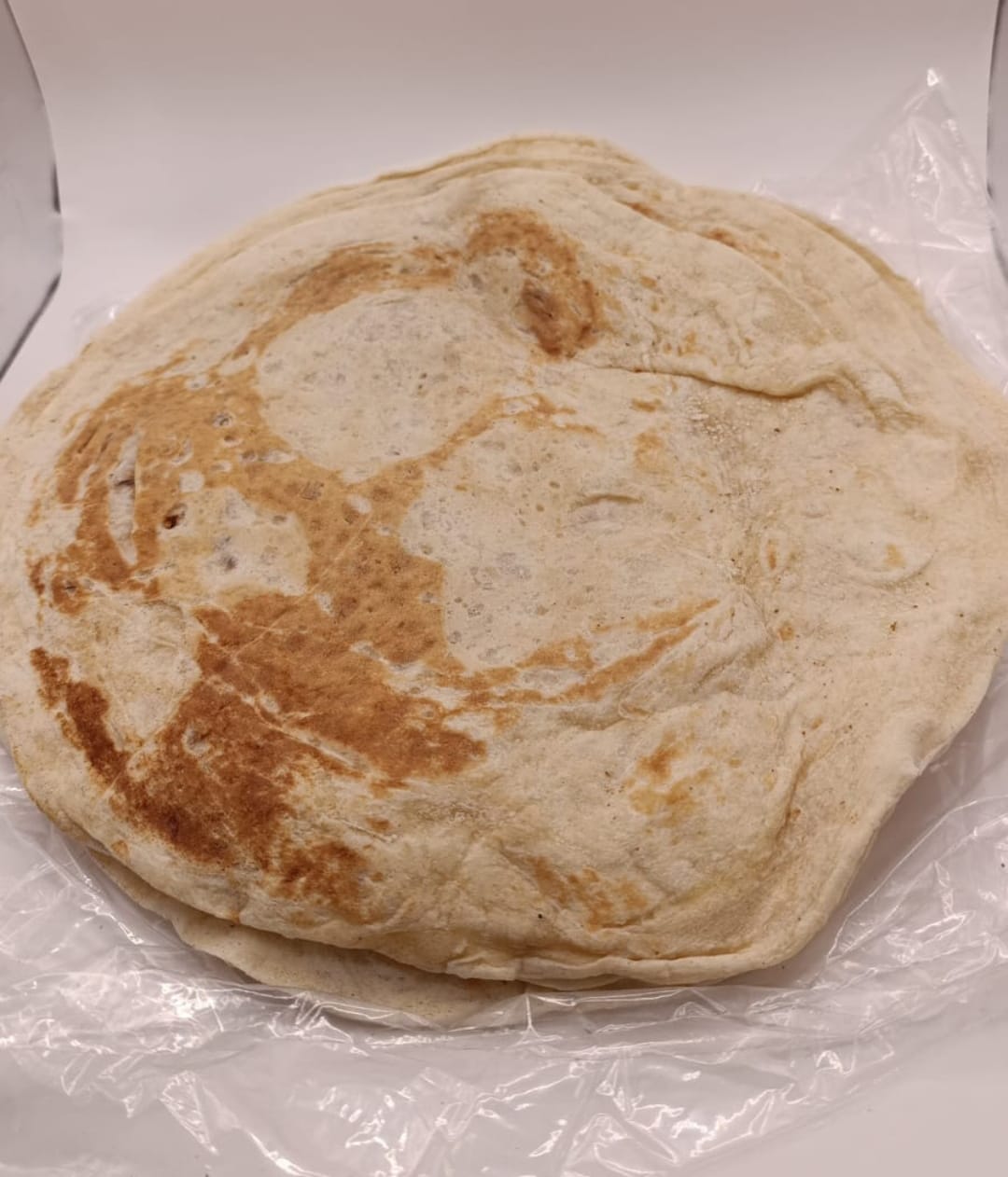 | Tanour Brot | خبز تنور