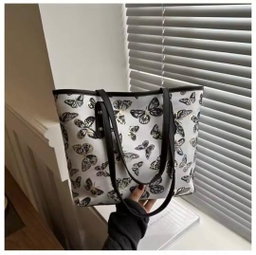 Luxury woman fashion tote bag  Metarial : pu lather Color: black
