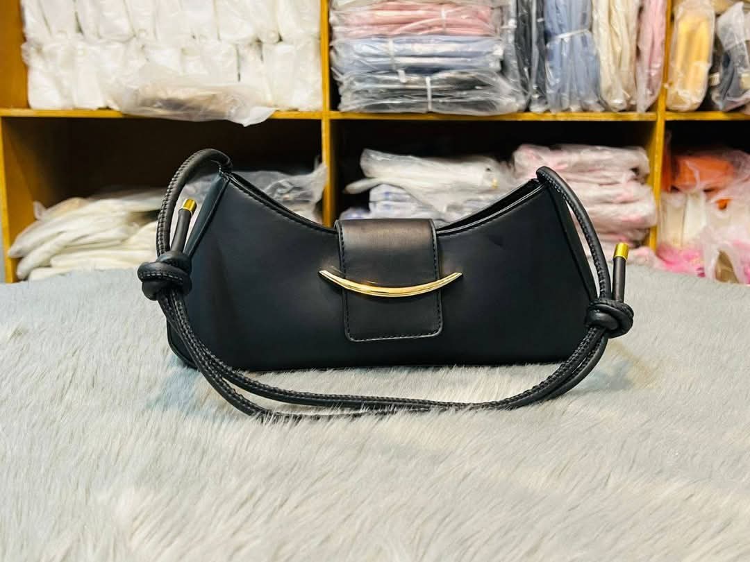Boat Style Ladies Bag  Premium design ladies shoulder bag_5