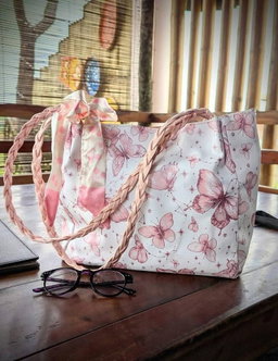 Stylish Ladies Bag  Material: PU Leather