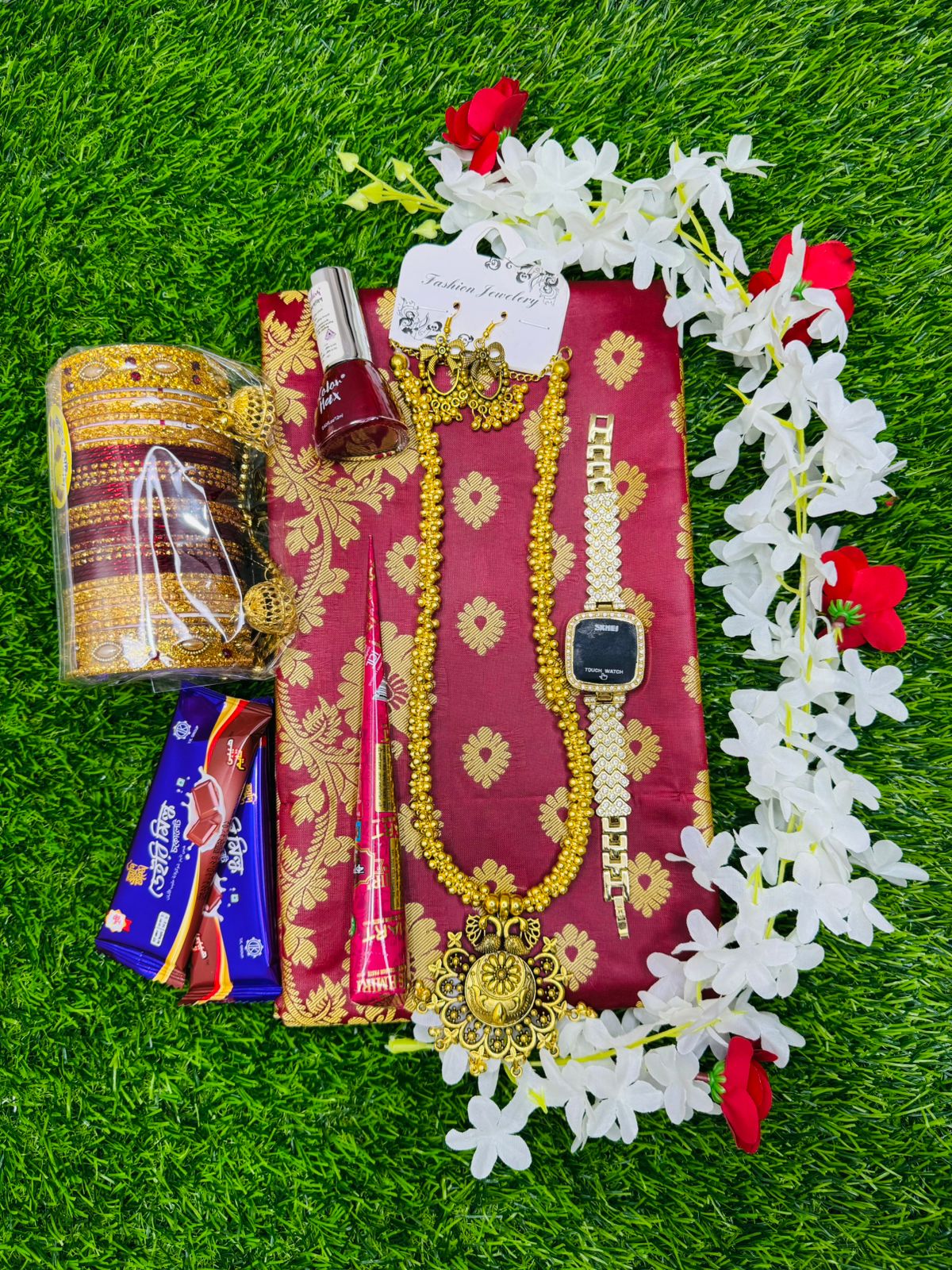 আকর্ষণীয় শাড়ী গিফট কম্ব সেট_4