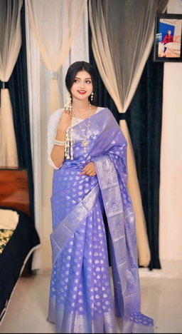 সফট সিল্ক কাতান শাড়ি 12 হাত শাড়ি কোন ব্লাউজ পিস নাই l