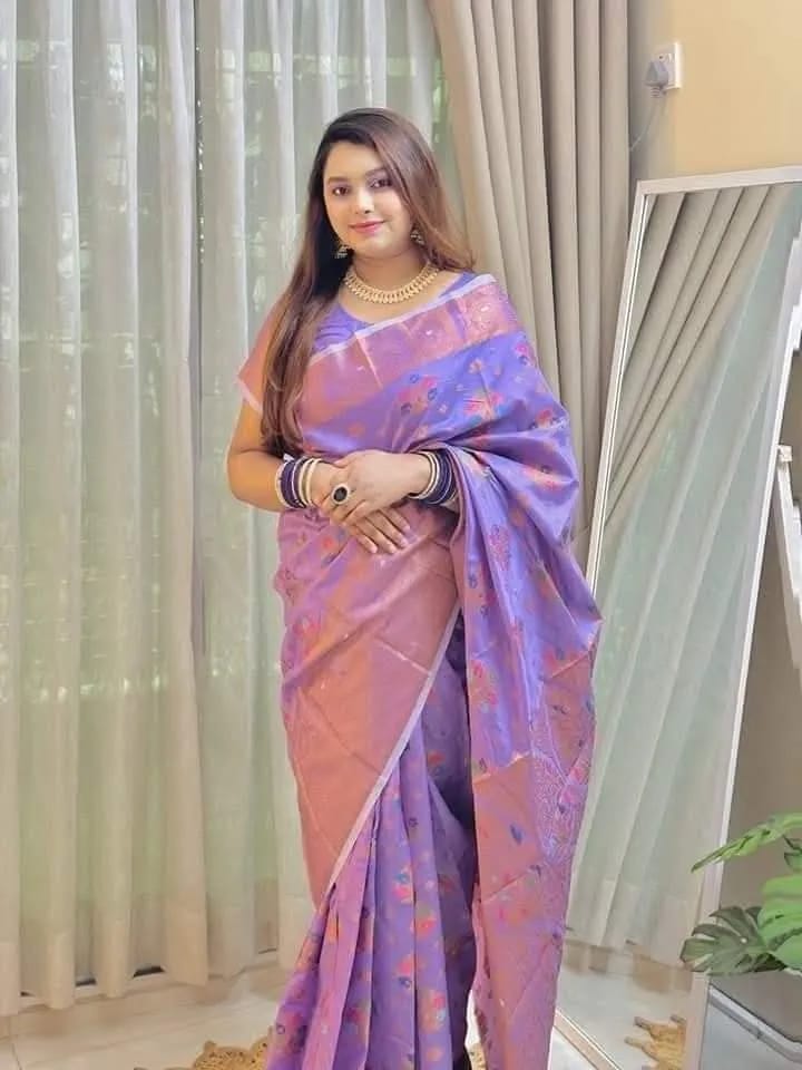 প্রিমিয়াম কোয়ালিটির শাড়ি(ব্লাউজ পিস ছাড়া)_3