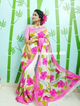 হাফসিল্ক শাড়ীতে হ্যান্ডপ্রিন্ট তুলির কাজ করা