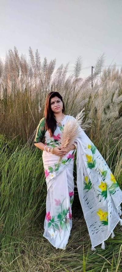 হাফসিল্ক শাড়ীতে হ্যান্ডপ্রিন্ট তুলির কাজ করা_2