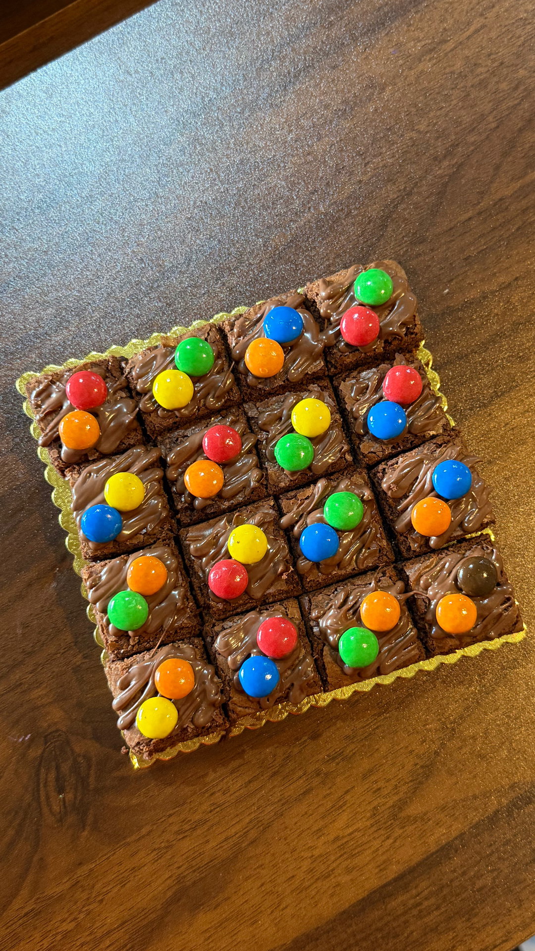 Funsize Chewy Fudge Brownies (16 pieces)