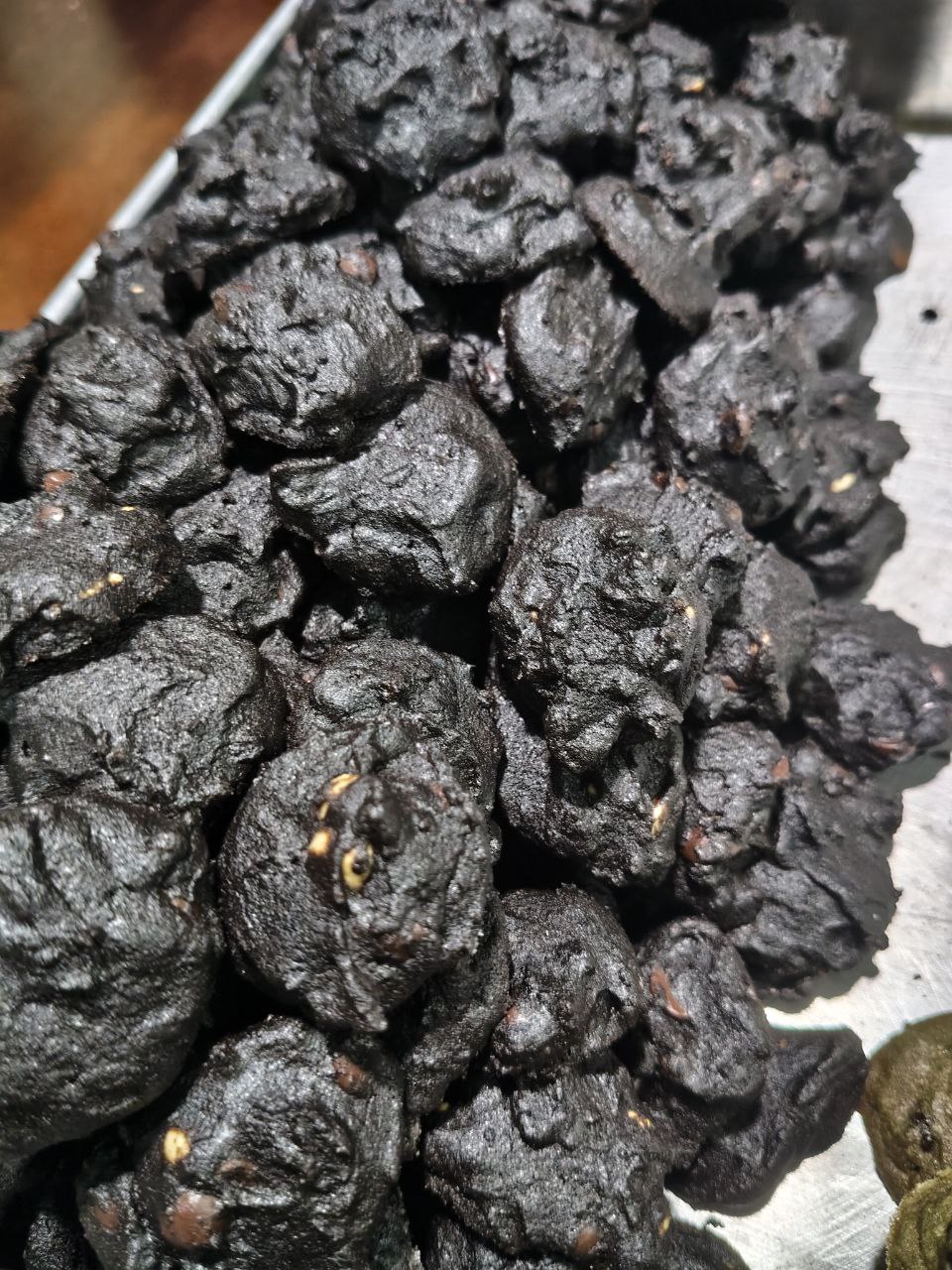 BLACKOUT COOKIES