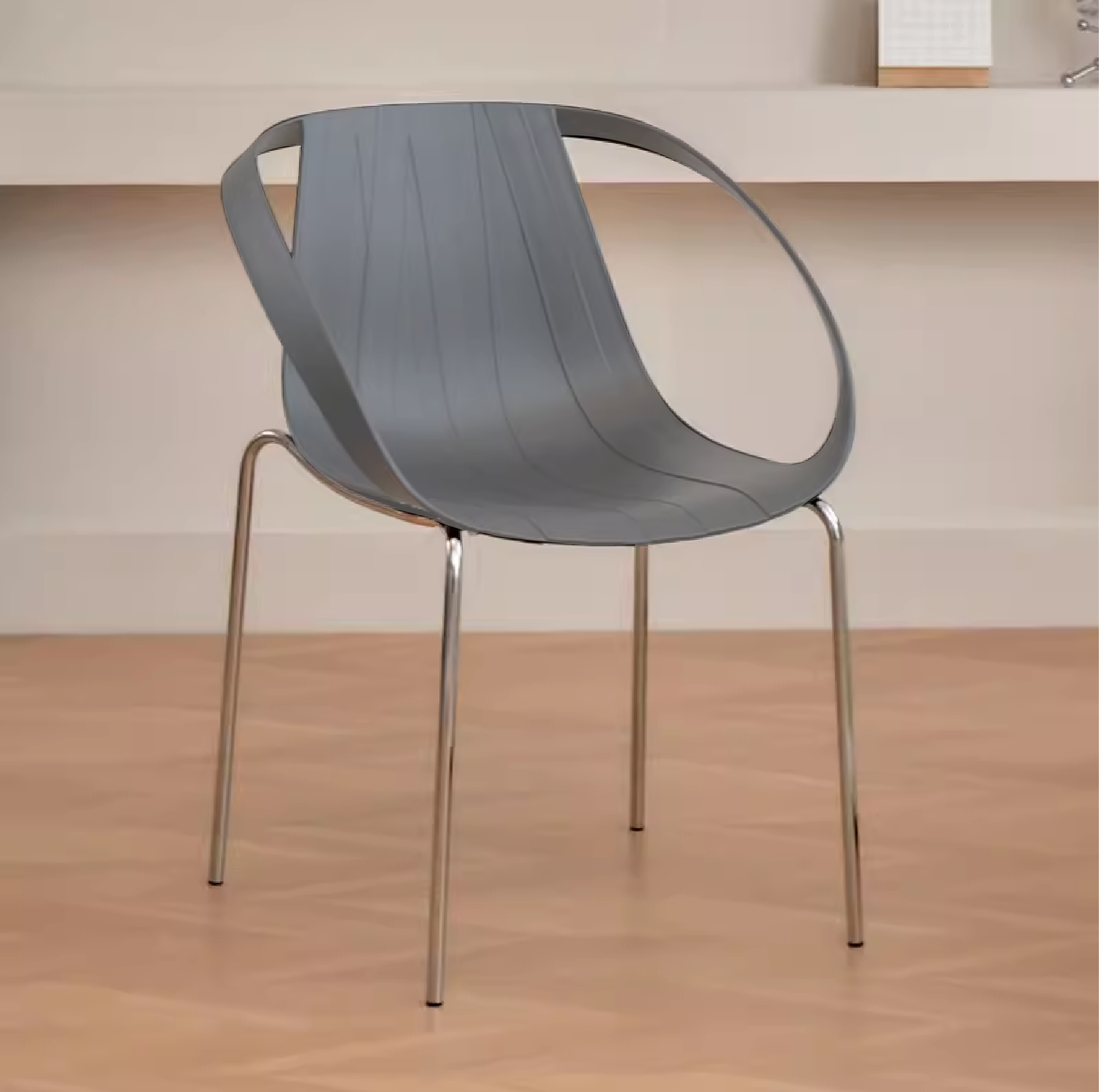 738 - MODERN ARMCHAIR _2