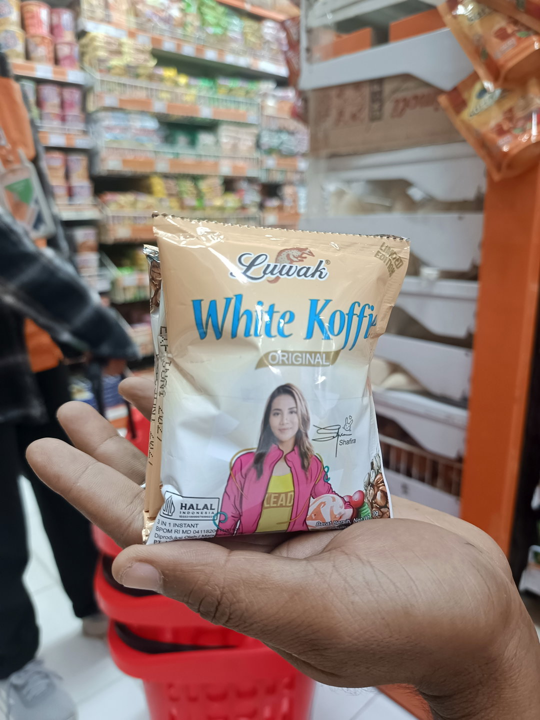 LUWAK WHITE COFFEE ORI 3IN1/120