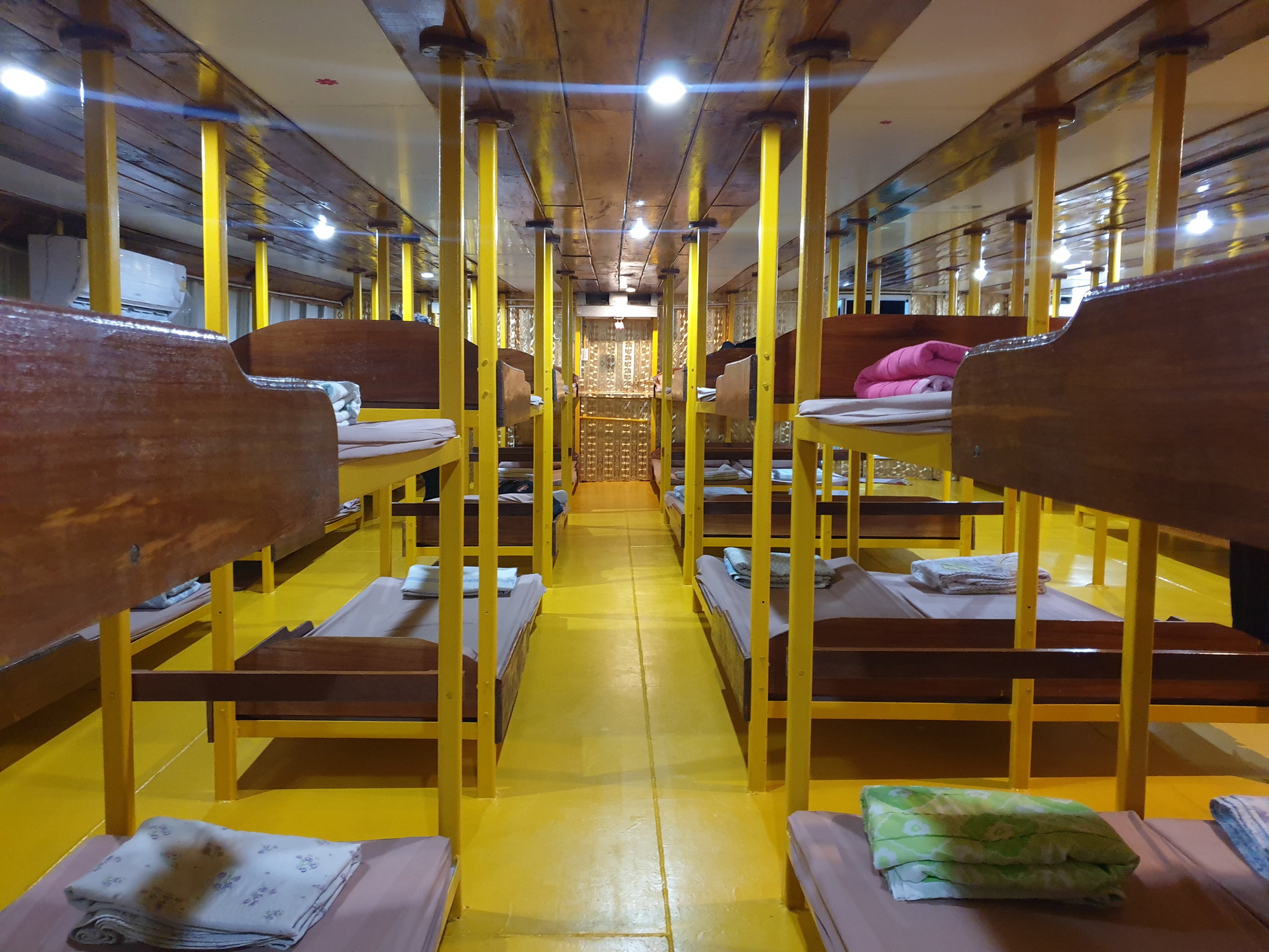 Koh Tao - Chumphon by Chumphon Ferry (Tue,Thu,Sat @21:00-05:00)_2