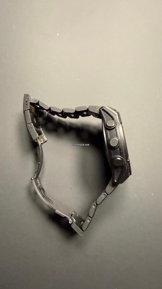 Garmin Fenix 8 Amoled 47mm With full Titanium strap_4