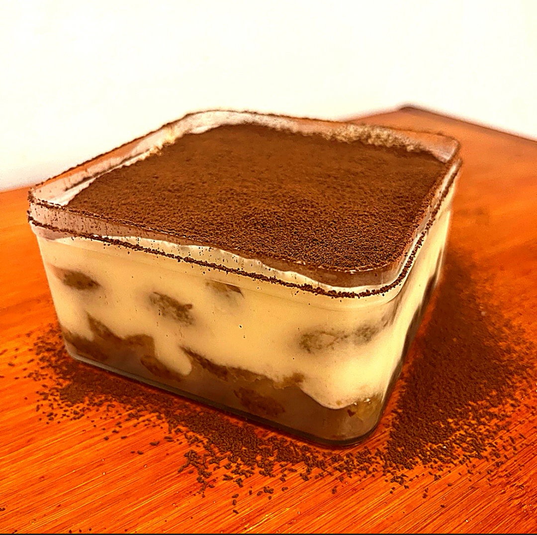Classic Tiramisu Crescent Box - Serves 2-3 (Non-alcoholic) 