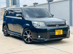 TOYOTA RUMION(black color)