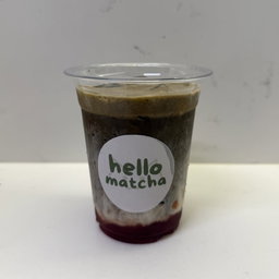 Iced Strawberry Hojicha Latte