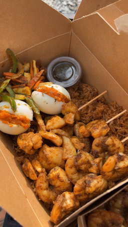 Prawns & squid jollof 