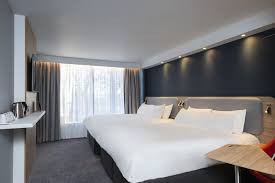 HI Suites Accomodations _1