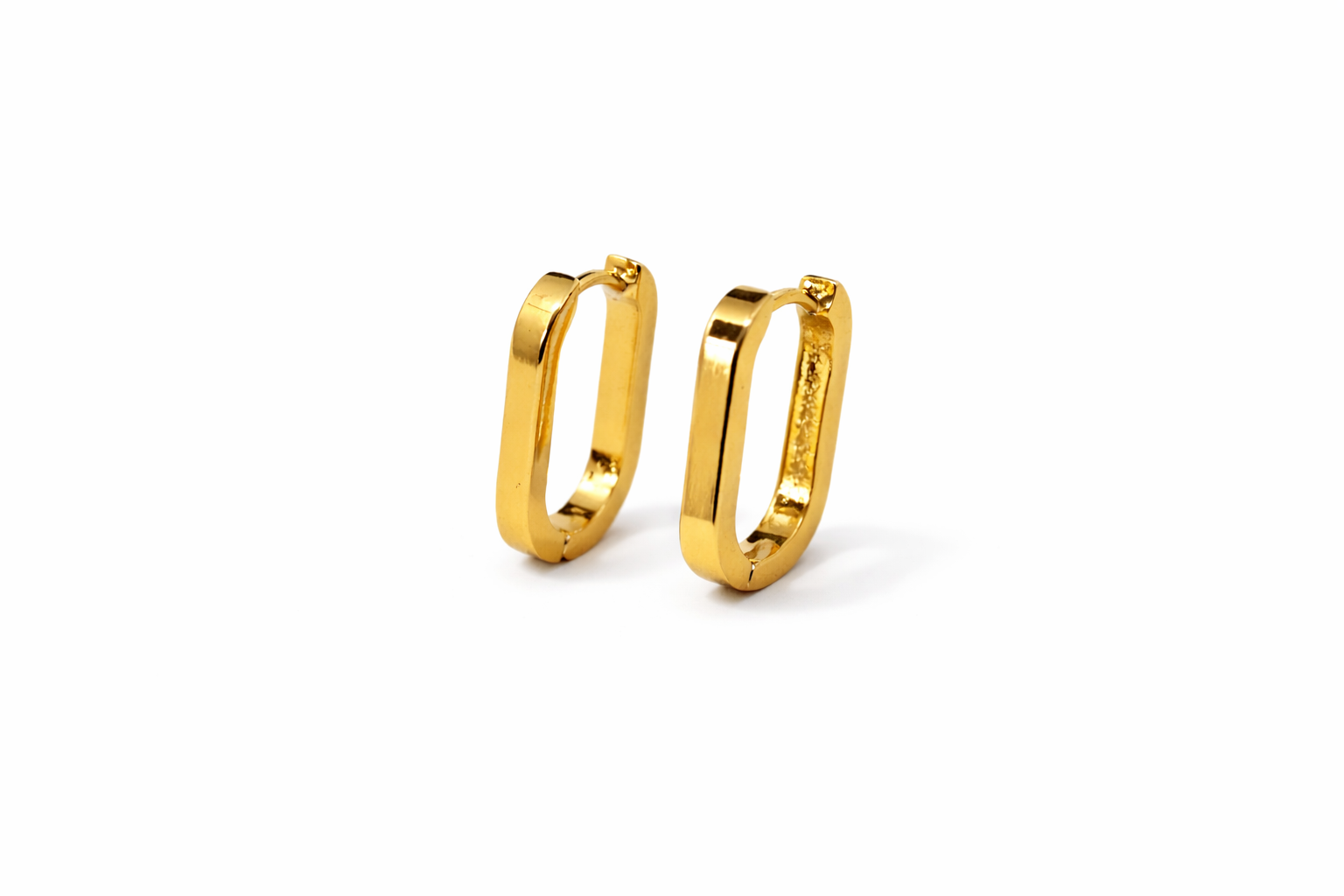 Refined Edge Oval Hoop Earrings_1
