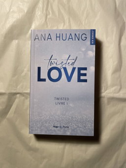 Twisted love tome 1 