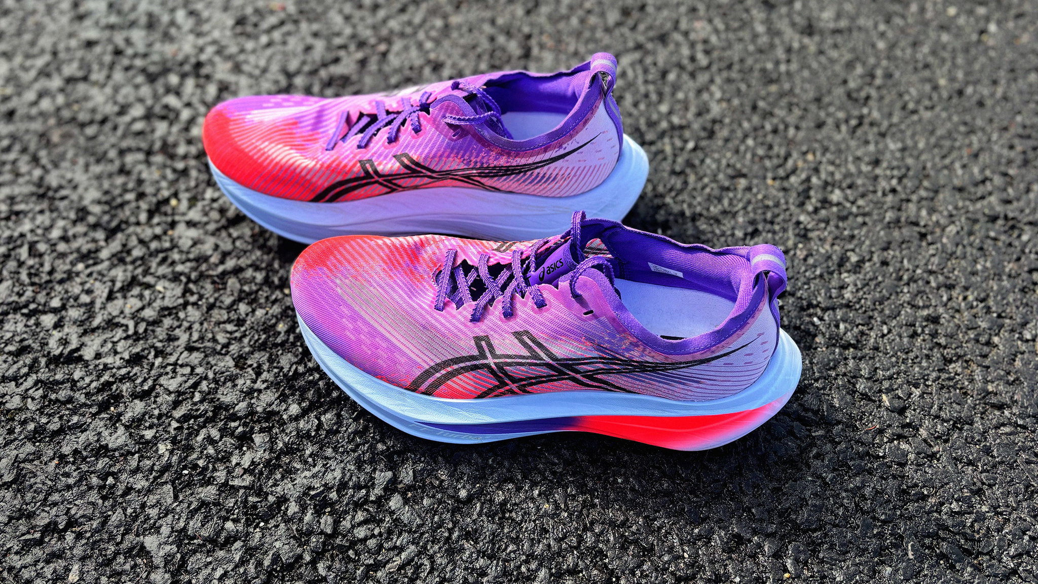 ASICS MEGABLAST_0