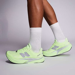 NEWBALANCE REBEL V5