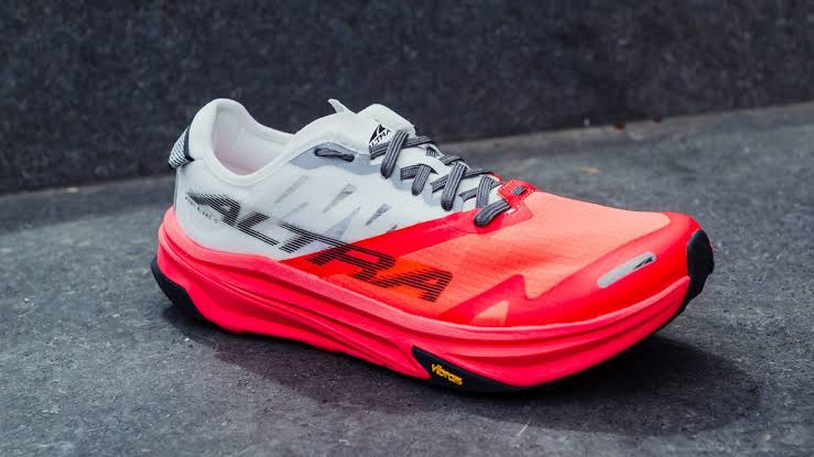 ALTRA MONT BLANC CARBON