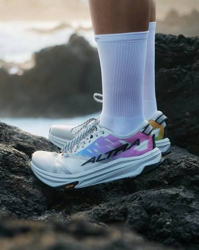 ALTRA MONT BLANC CARBON_0