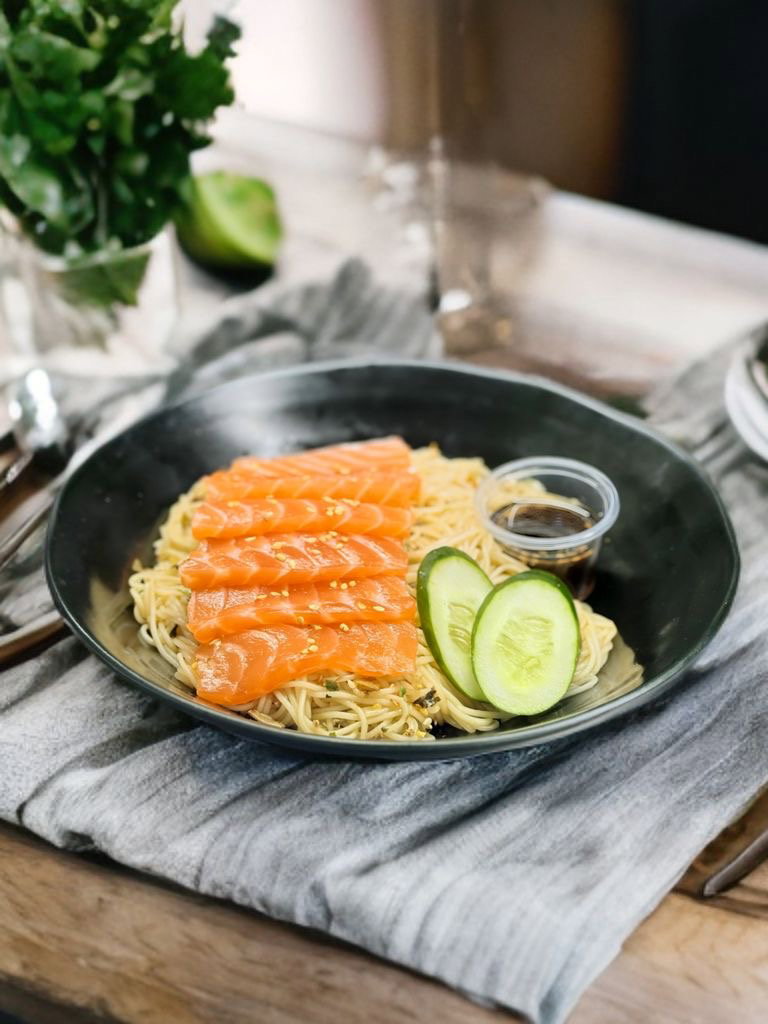 Cold Truffle Somen & Fresh Salmon Sashimi
