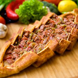 Kuşbaşılı Pide_0