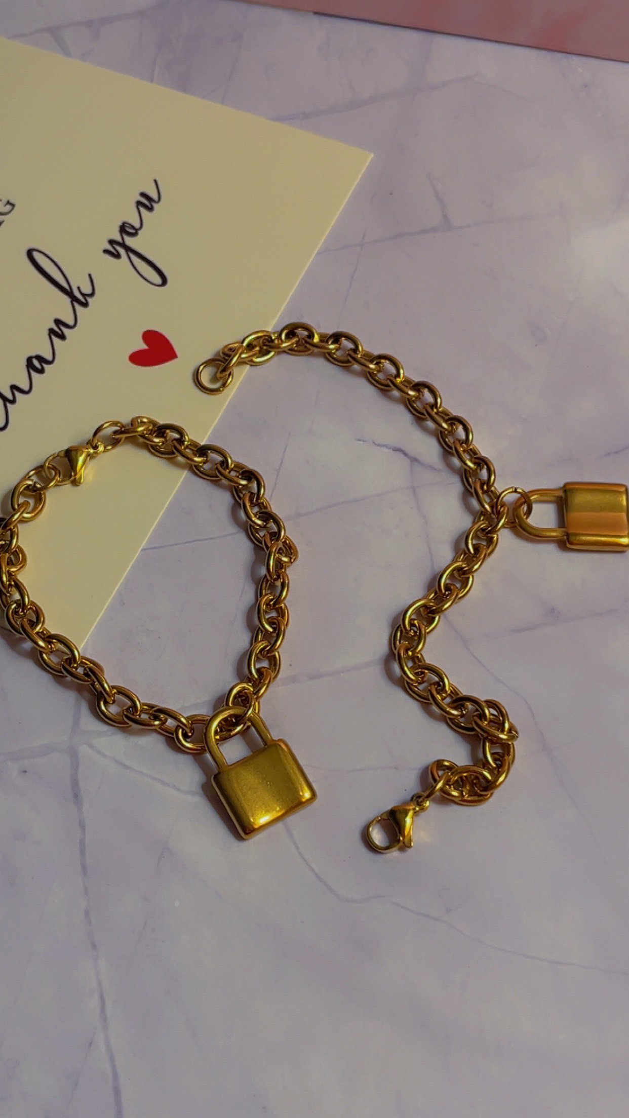 Lock Bracelet Gold_2