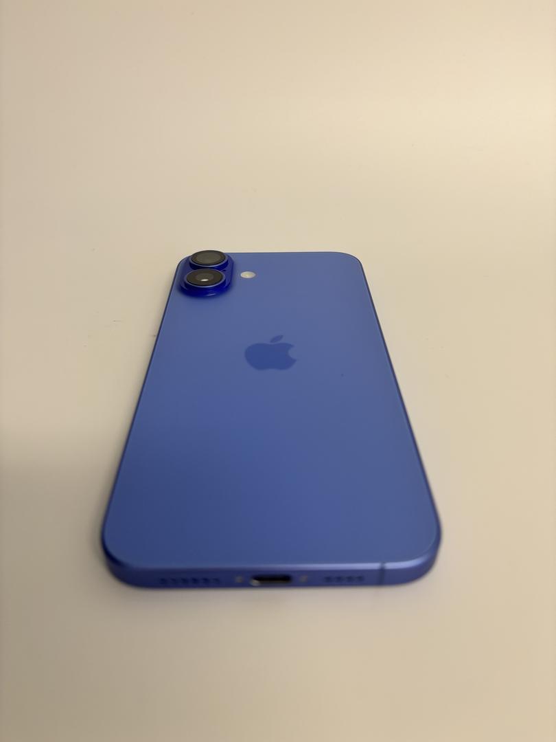 iPhone 16 Plus_4