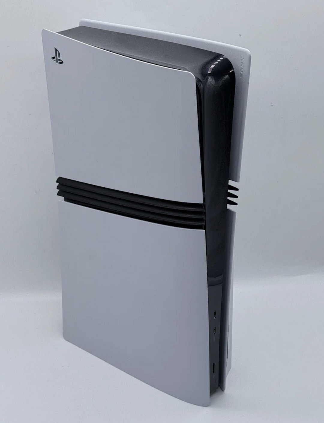 PS5 Pro 30th Annivesary Limited Edition _2