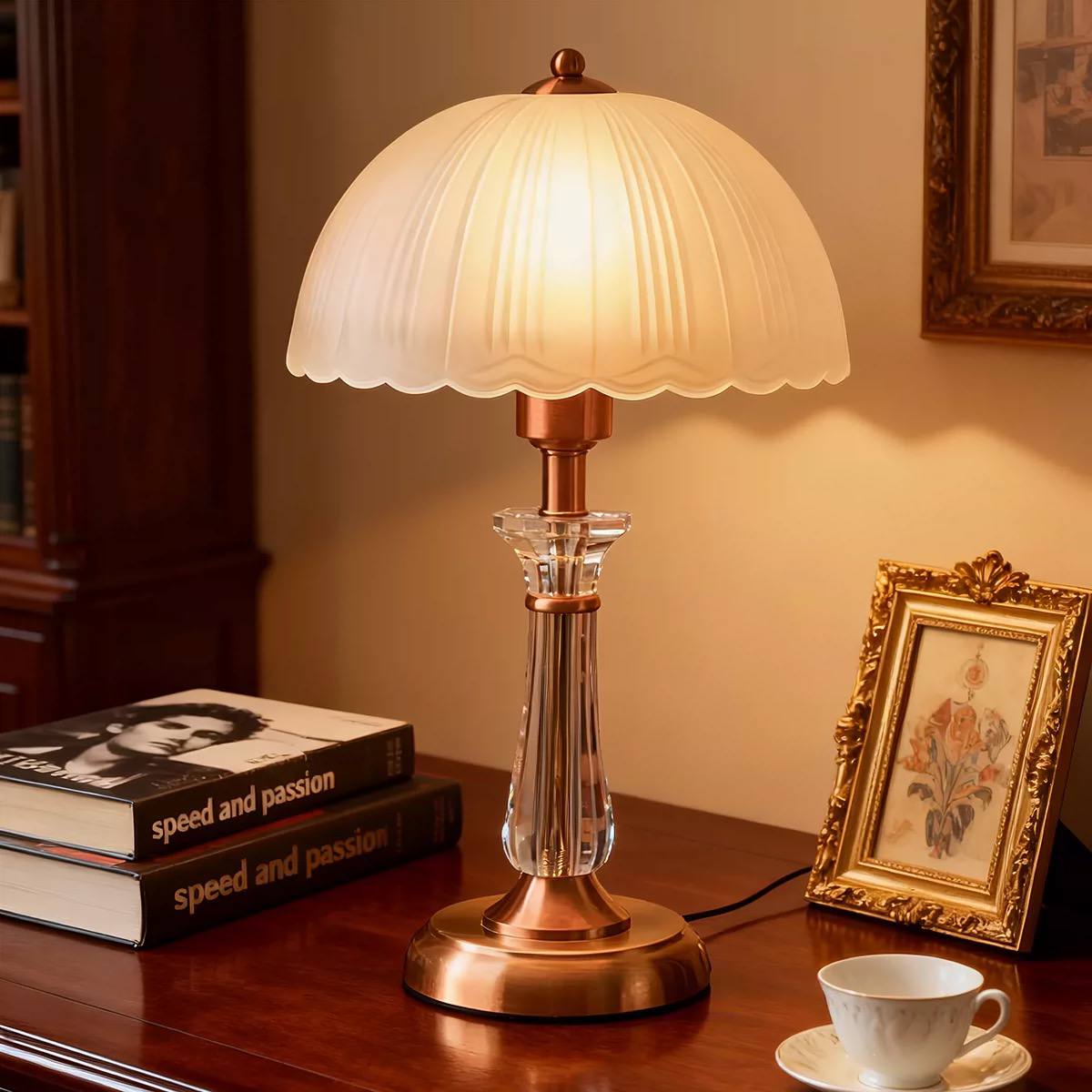 751 - DOME GLASS TABLE LAMP_0