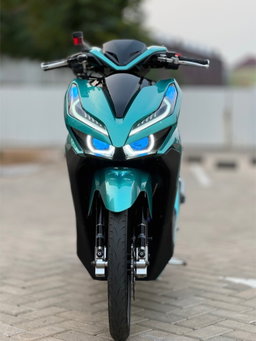 VARIO 125 CBS 2023 BIRU