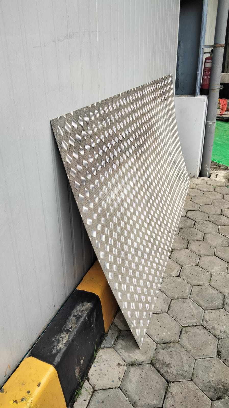 Plat Bordes Alumunium 4x8 ft (1.20 x 2.40m)_1