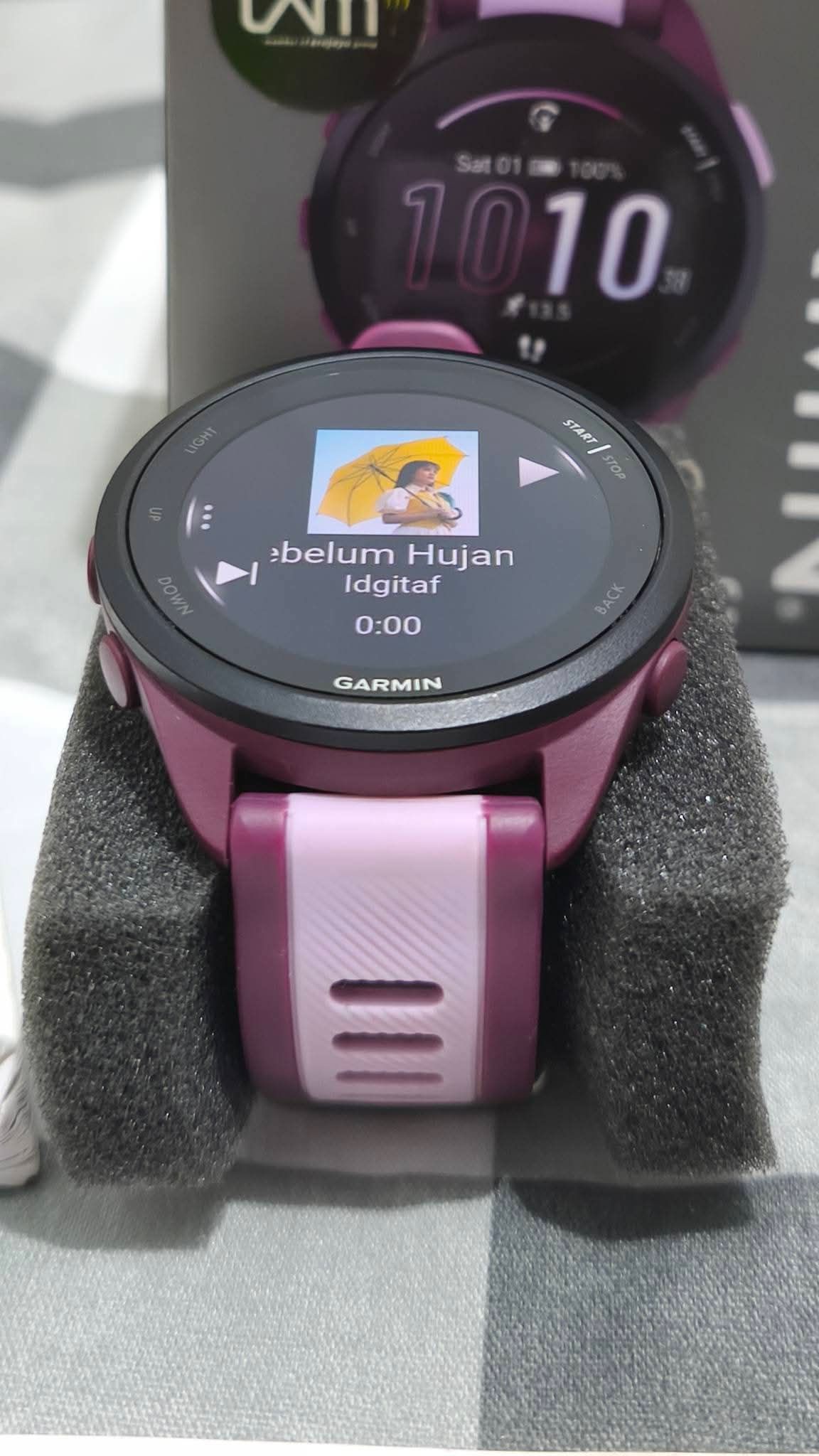 Garmin Forerunner 165 (music)_0