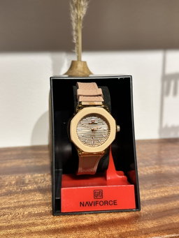 Montre Aline