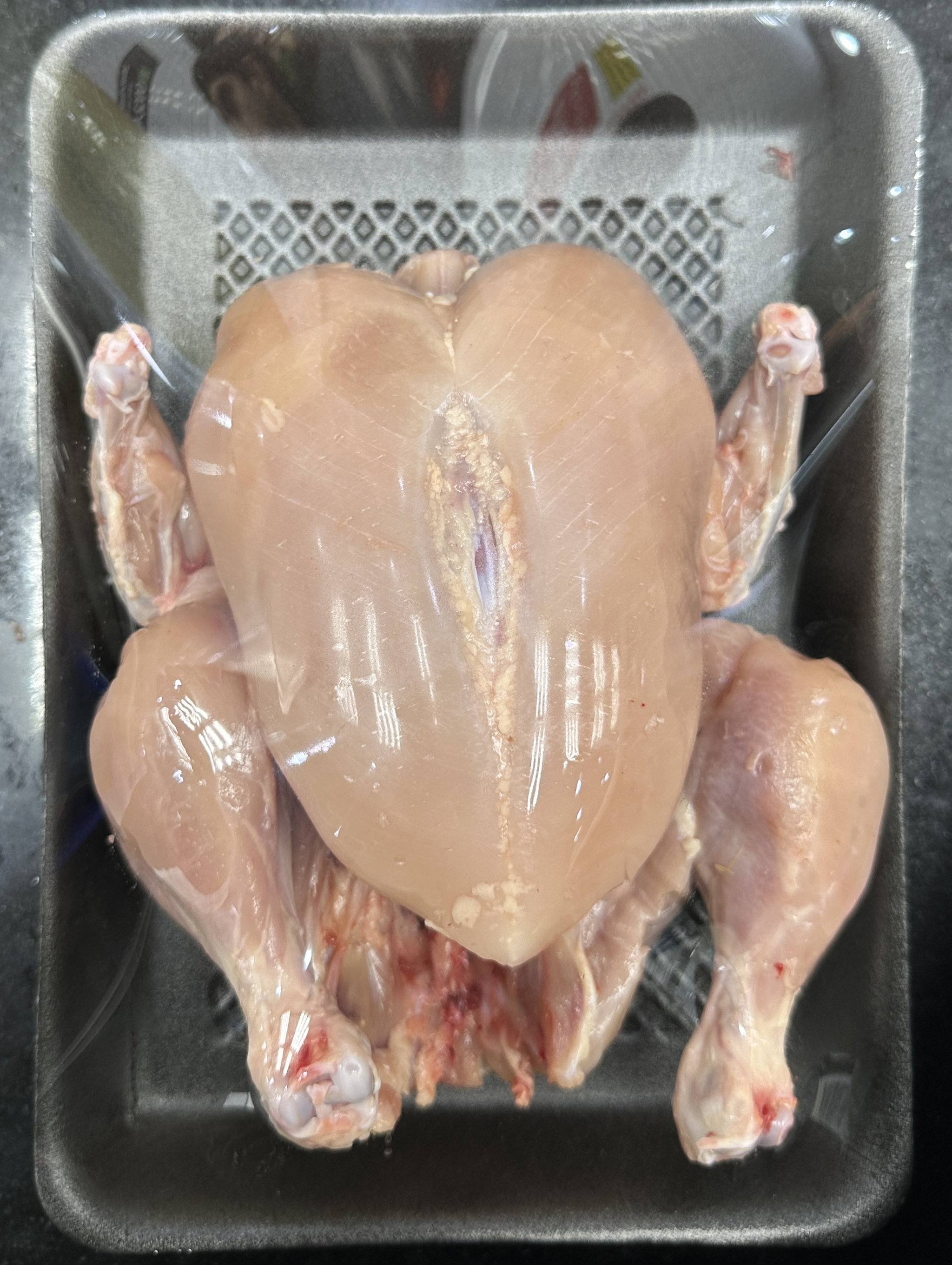 Fresh Chicken whole (1000g-1200g) دجاج طازج بدون تقطيع_0
