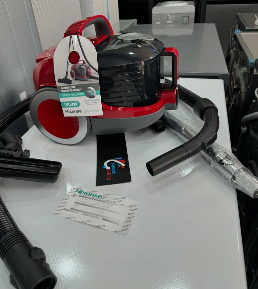 HISENSE VACUUM CLEANER _1