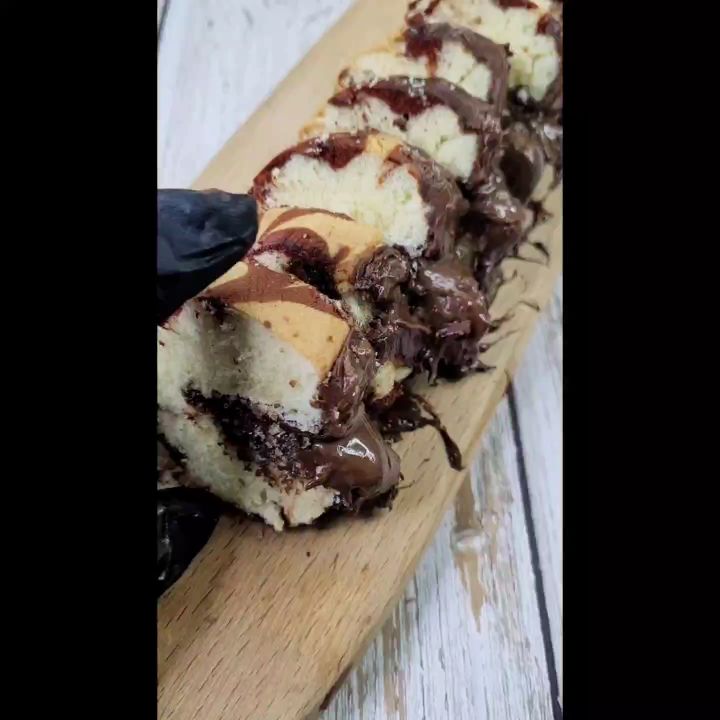 Tapak Kuda Tiramisu Crunchy (10')_0