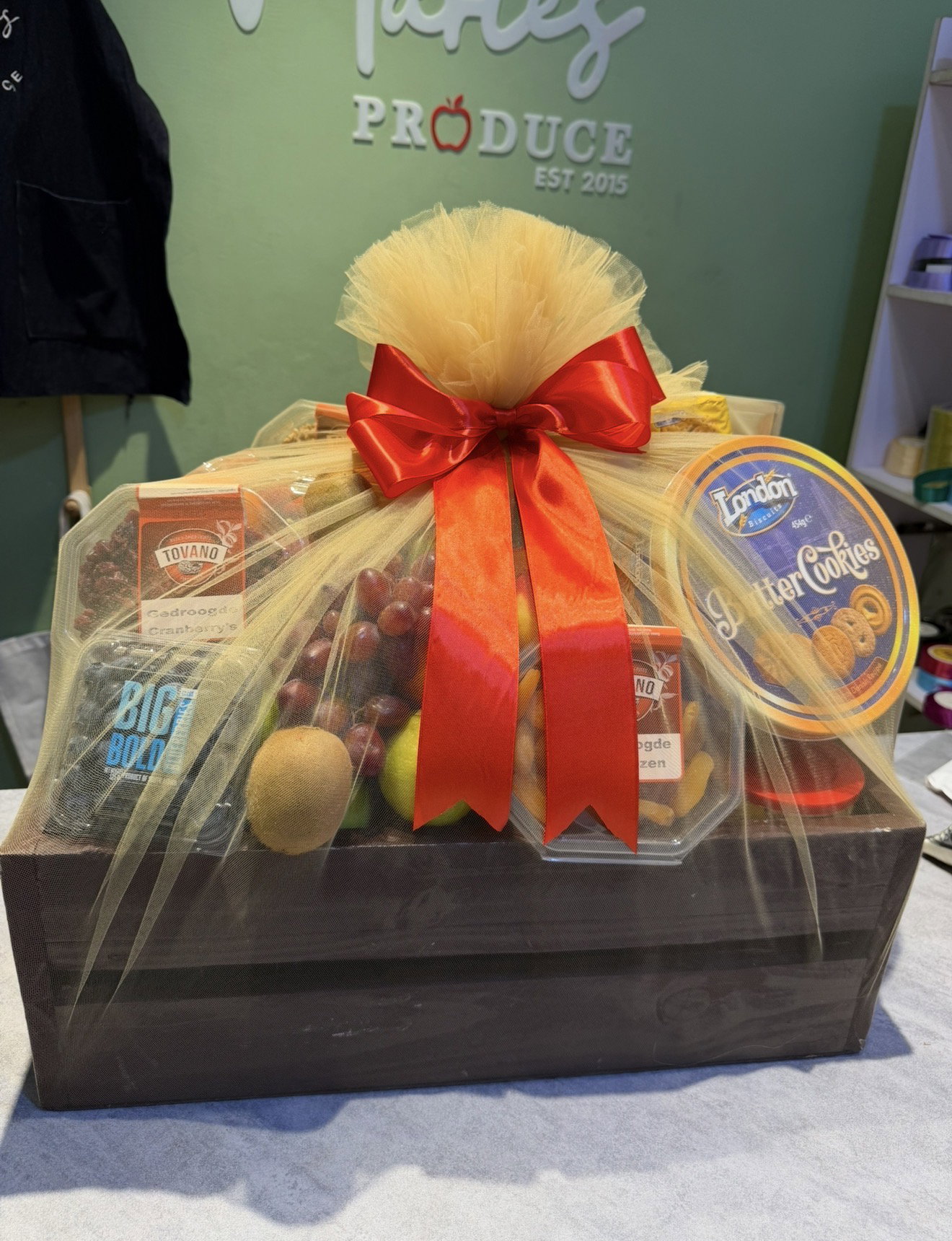 Luxury grande Hamper _1