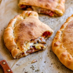 American Calzone