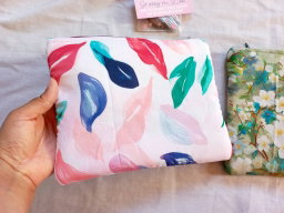 🩷 Designed Cotton Pouch