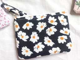 🩷 Designed Cotton Pouch