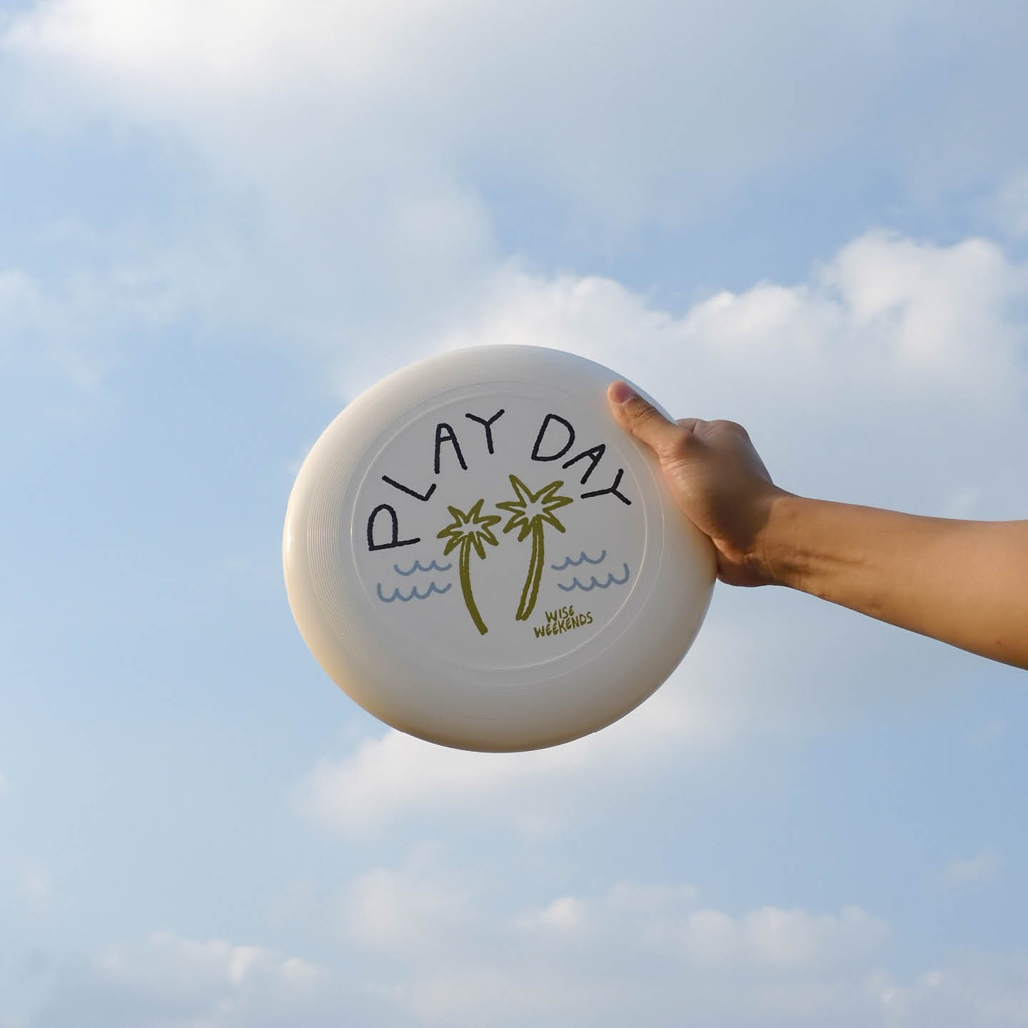 PLAY DAY frisbee _4