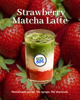 🍓 Strawberry Matcha Latte