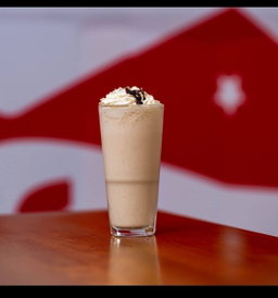 CAKE & SHAKES