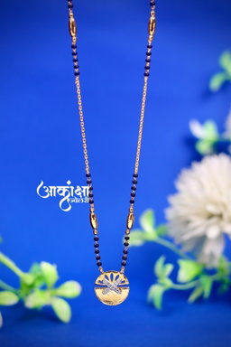 Urmika Mangalsutra