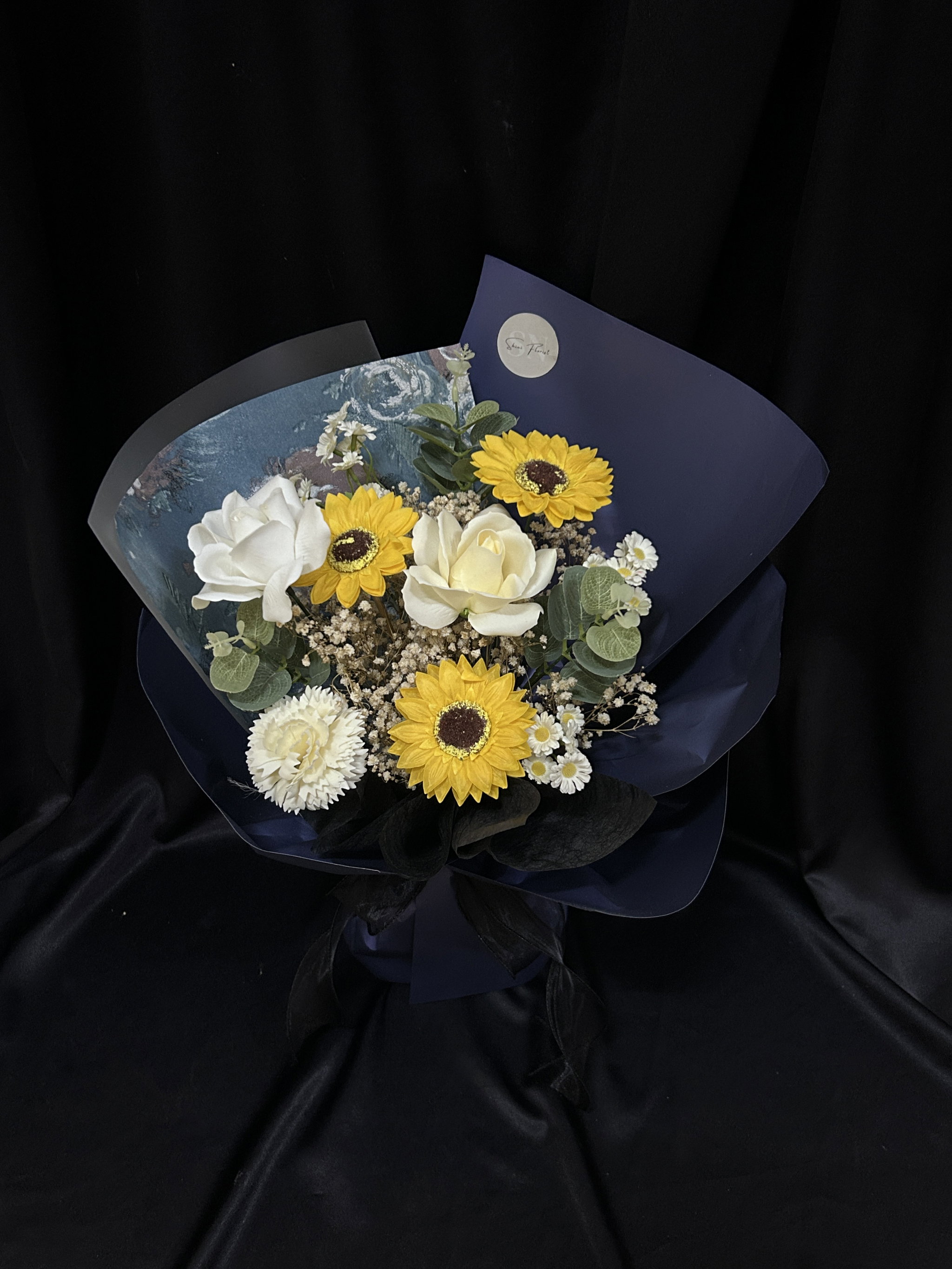 Cloudless Sky Soap Bouquet_0