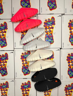 Nike Mind 001