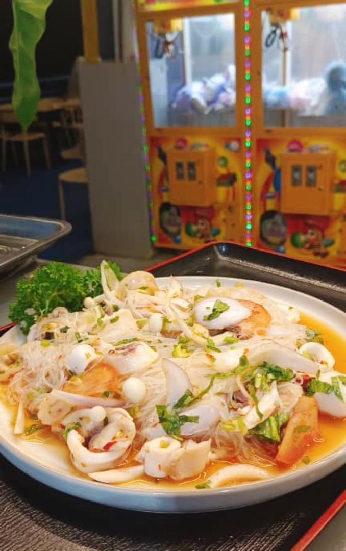 TB99 Thai Salad - Thai Seafood Yum Glass Noodle